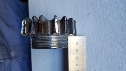 Are there exhaust nut thread size variances?