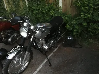 Pictures of your Norton 961