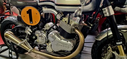 Pictures of your Norton 961