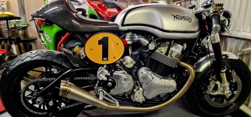 Pictures of your Norton 961