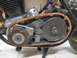 Starting cafe racer restoration Commando 850 MK3 from Spain