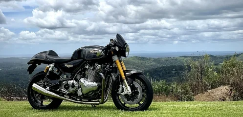 Pictures of your Norton 961