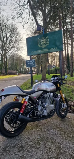 Pictures of your Norton 961