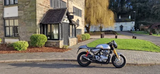 Pictures of your Norton 961