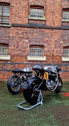 Pictures of your Norton 961