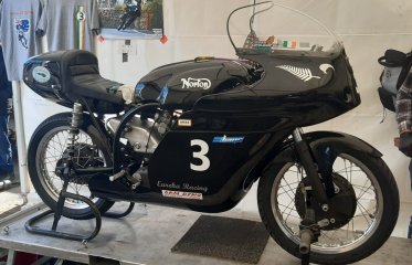 Norton ES2 race bike .