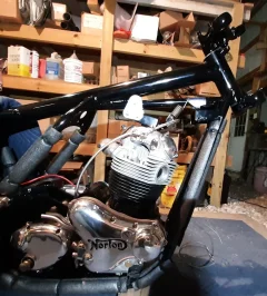 1975 Commando 850 restoration