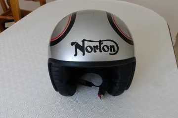 Pictures of your Norton 961