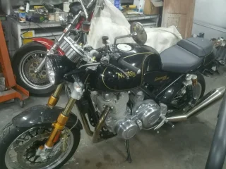 Pictures of your Norton 961