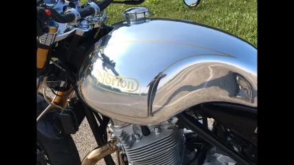 Norton 961 Alloy Tank