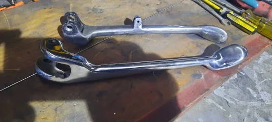 Side stand gap