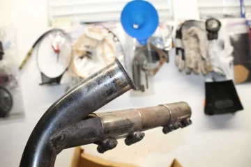 Possible to adapt later exhaust to earlier head?